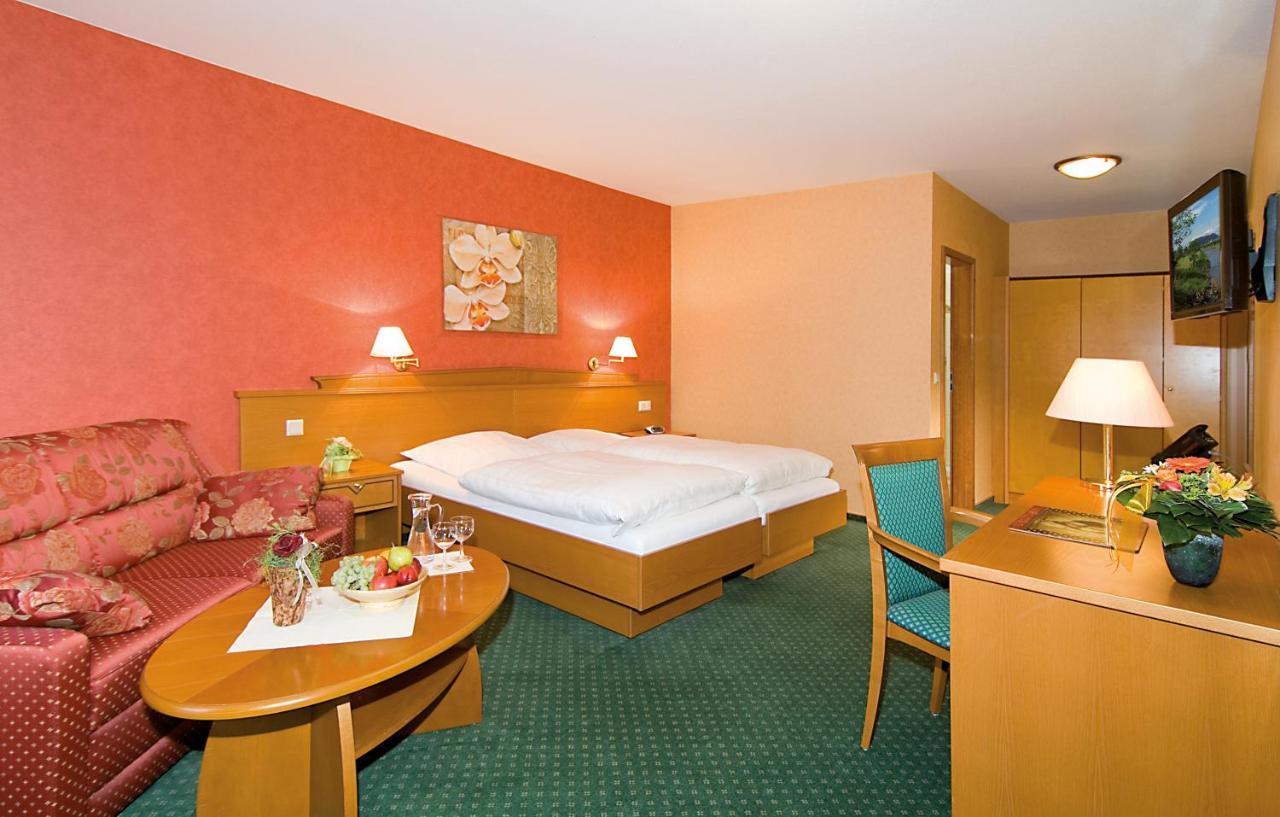 Hotel Puenjer Witzhave Exterior foto
